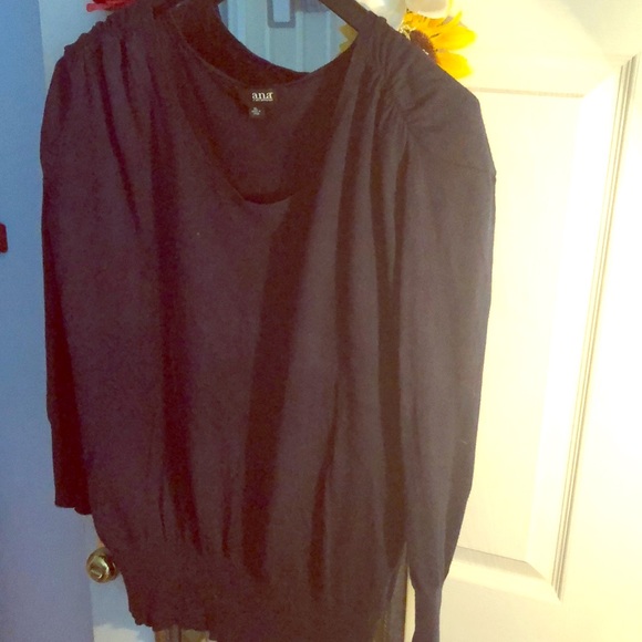 Long sleeve sweater - Picture 1 of 3